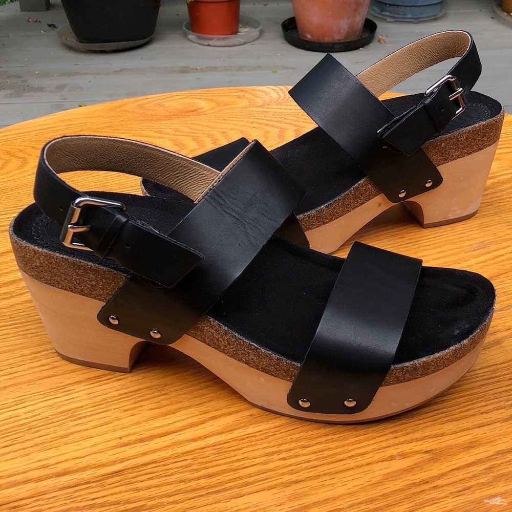 Latigo Clog Sandals